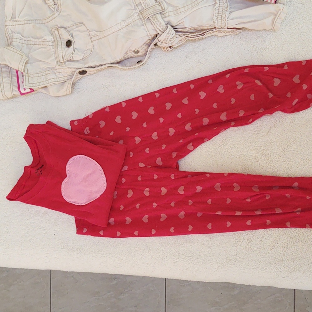 Lot girls 3T summer dresses, outfits & PJ's. Some NWOT in excellent condition. - Picture 14 of 16